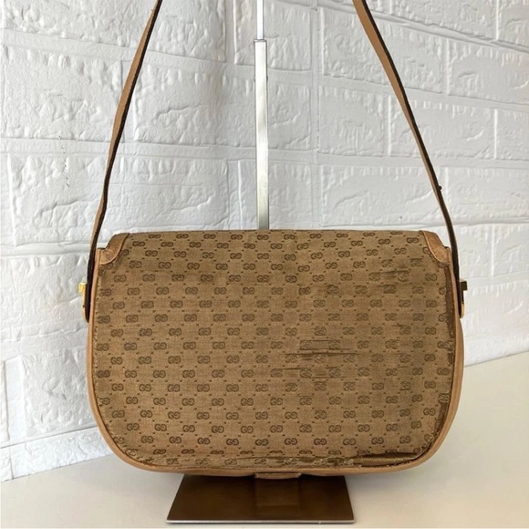 Gucci Tan Monogram Shoulder Bag - Picture 2 of 14